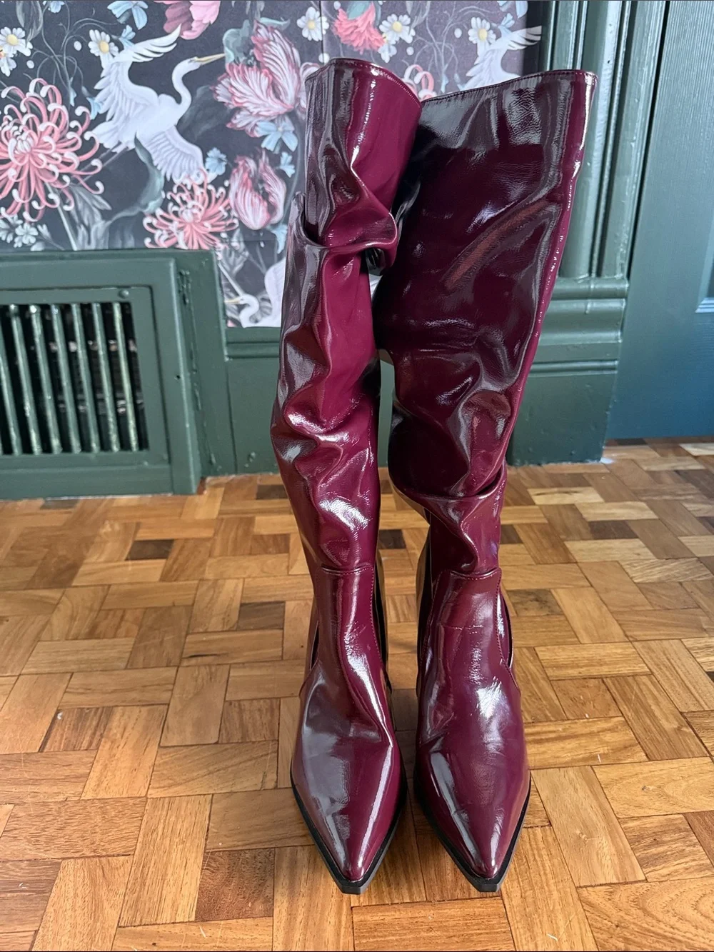 Women's Tall Patent Leather Boots - Burgundy